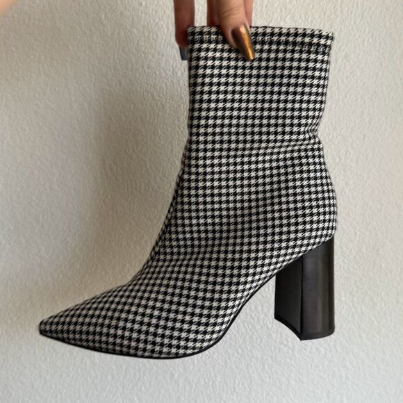 Jeffrey Campbell Siren High Heel Booties in Houndstooth Black & White size 6 - Picture 1 of 11